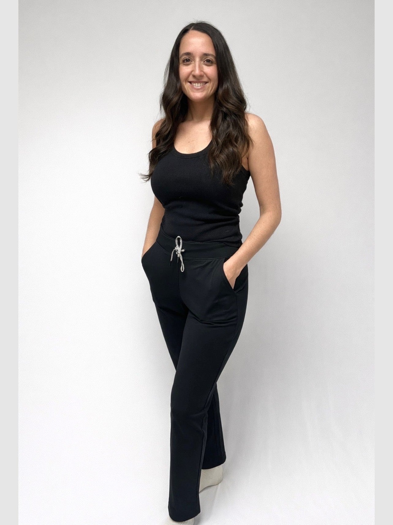 YOGA PANTS WITH SIDE POCKETS