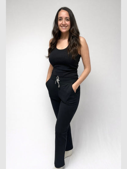 YOGA PANTS WITH SIDE POCKETS