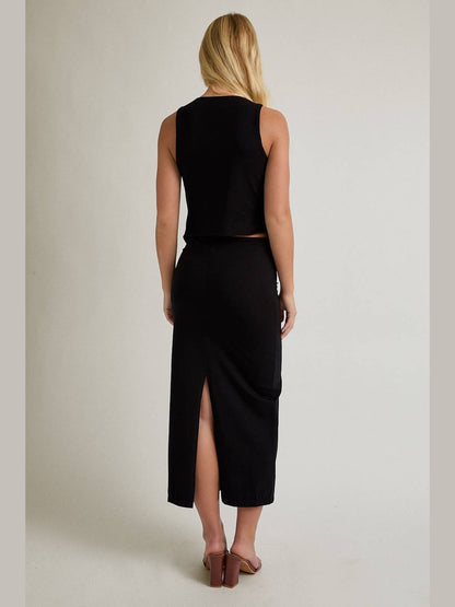 V-NECK FRONT TWIST DETAIL KNIT TOP WITH MIDI SKIRT