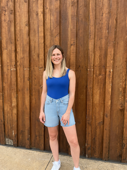 BLUE SCOOP NECK BODYSUIT