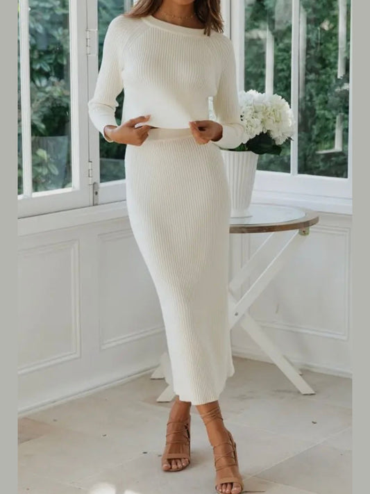 WHITE KNITTED SWEATER SET